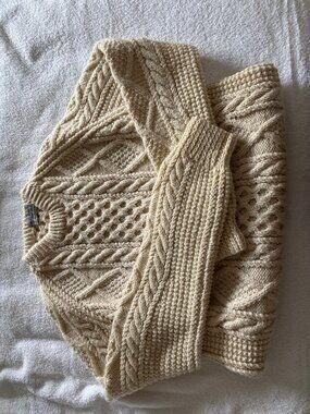 Pure New Wool cream sweater size large